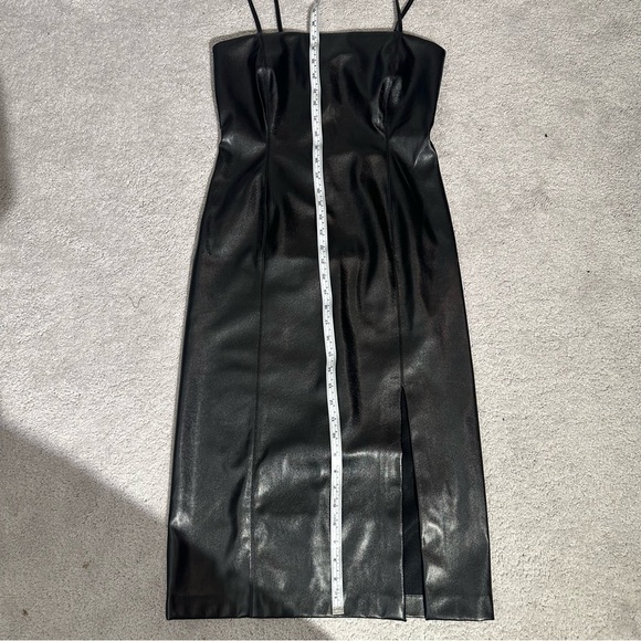 NWT Steve Madden black metallic vegan leather midi size M - Picture 7 of 9